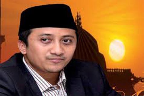  YUSUF MANSUR: Pesantren Perlu Kritikan dari Masyarakat